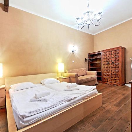 Rose Antique Apartment Praga Exterior foto