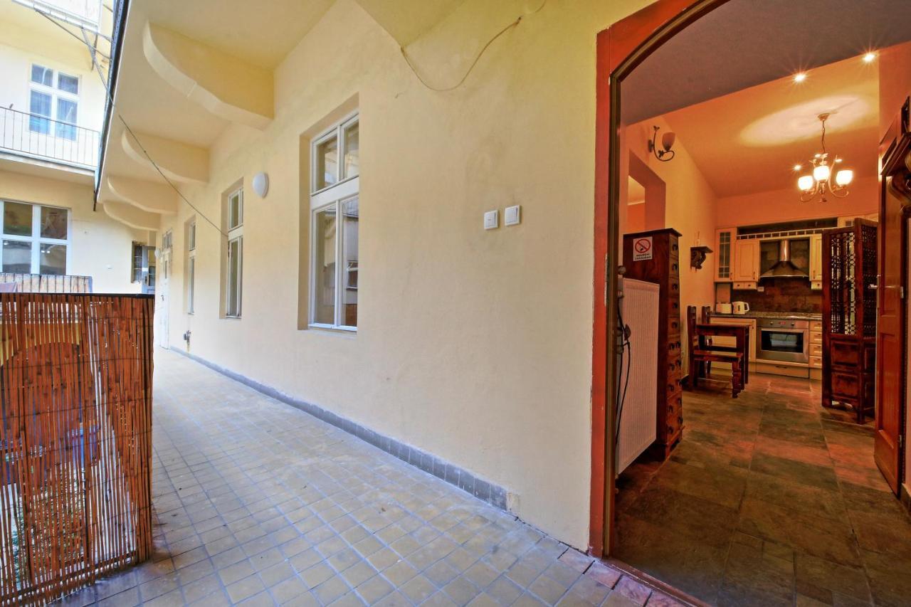 Rose Antique Apartment Praga Exterior foto