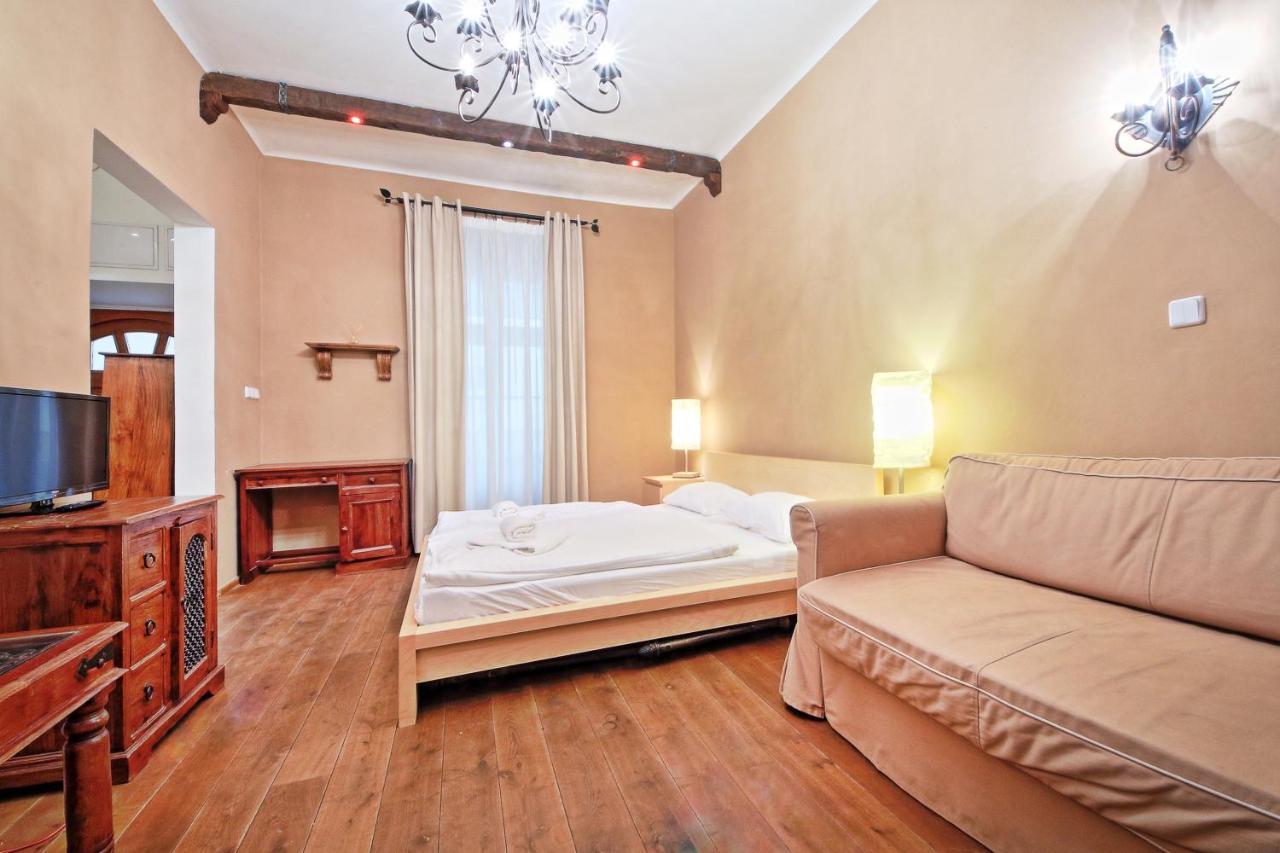 Rose Antique Apartment Praga Exterior foto